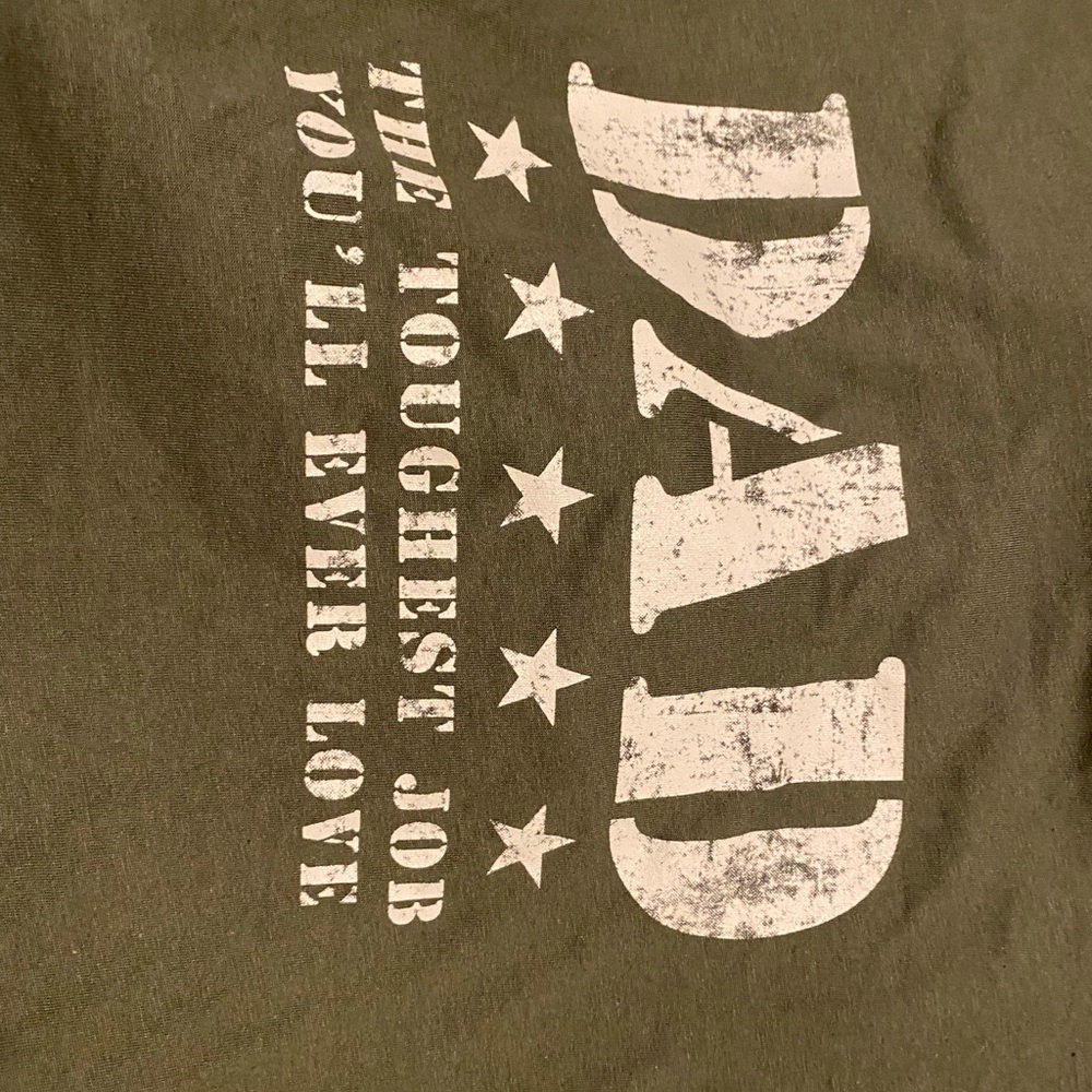 Green 'DAD' Graphic T-Shirt